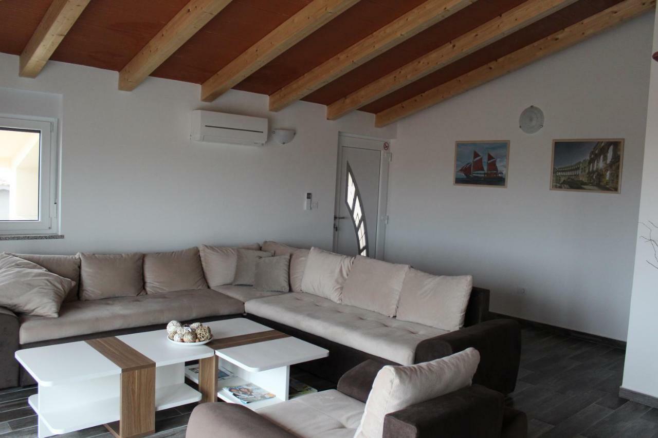 Medulinka Apartments Luaran gambar